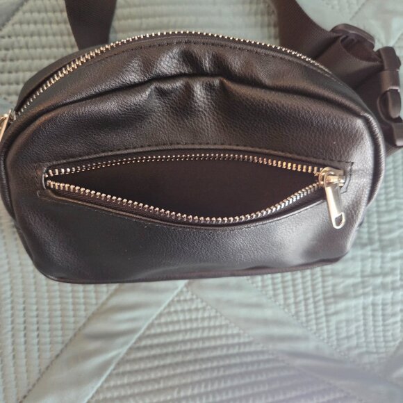 Wild Fable Purse Bundle - Picture 8 of 15